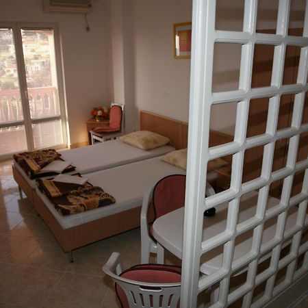 Omega Apartments Ulcinj Ngoại thất bức ảnh